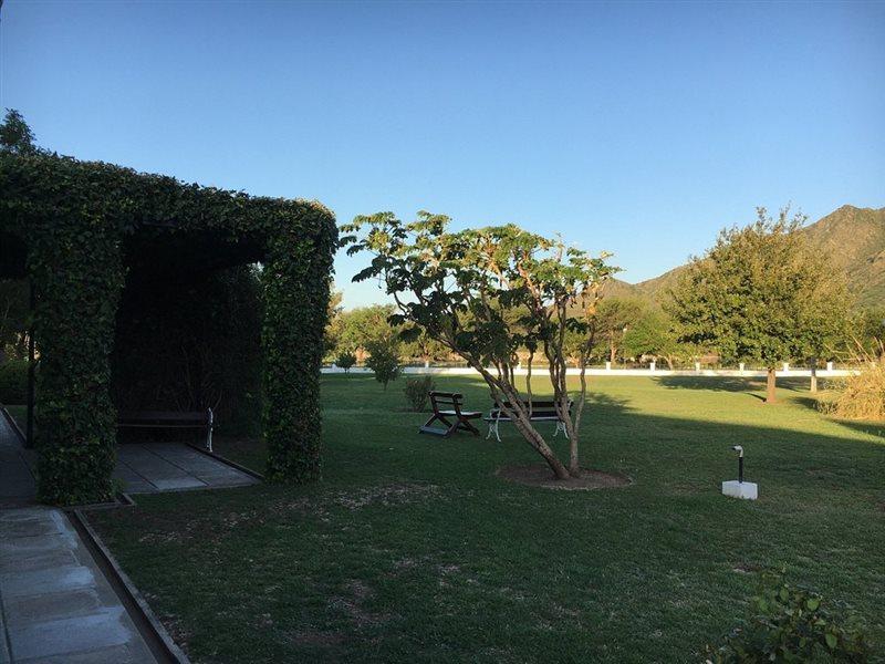Hotel Lujan Lujan  Ngoại thất bức ảnh