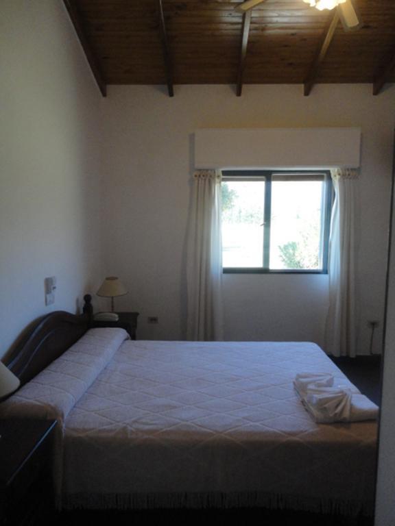 Hotel Lujan Lujan  Phòng bức ảnh