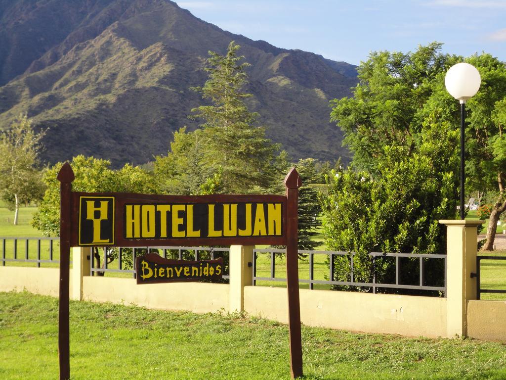 Hotel Lujan Lujan  Ngoại thất bức ảnh